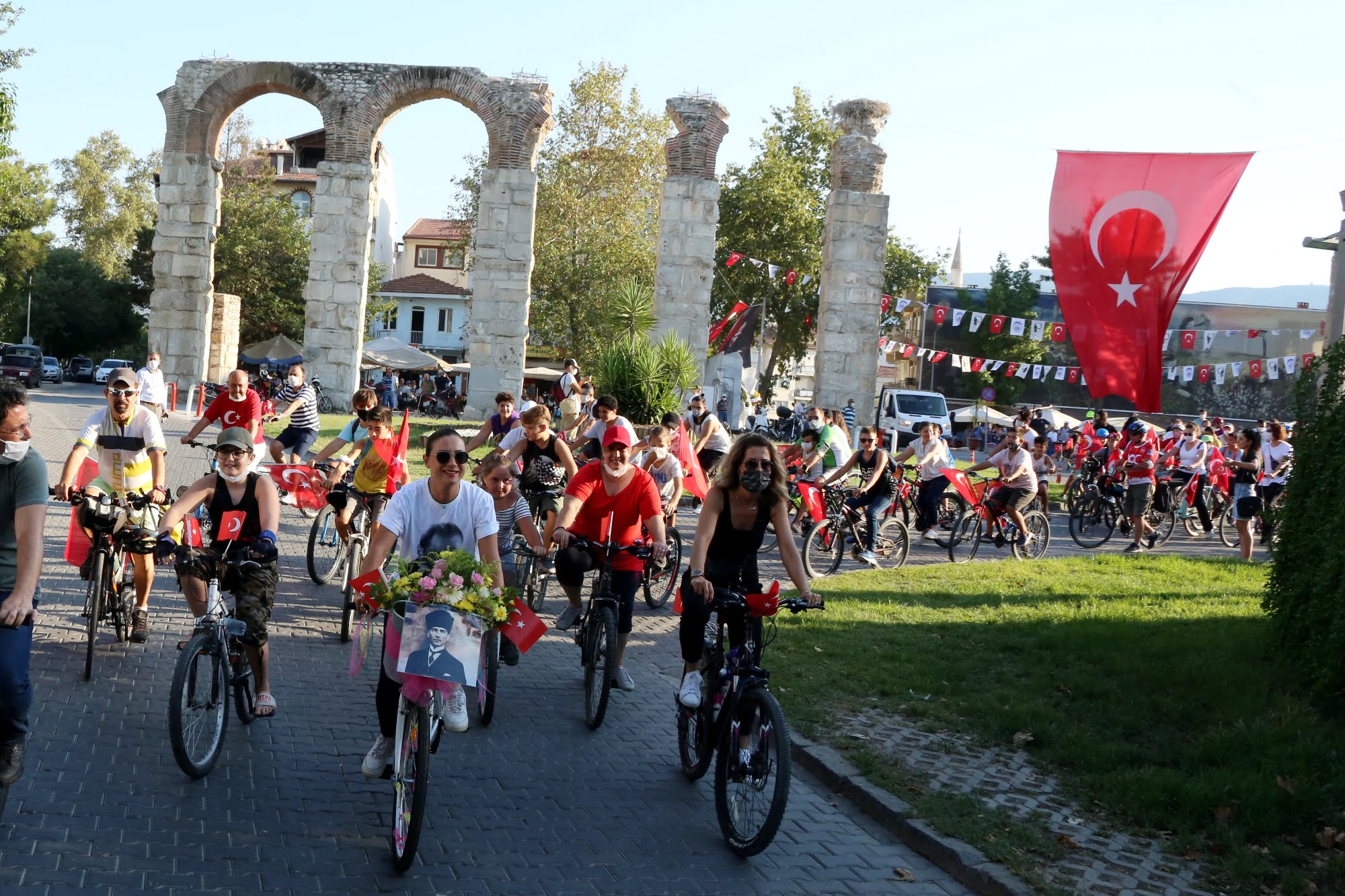 EFES SELÇUK ZAFERE PEDALLADI