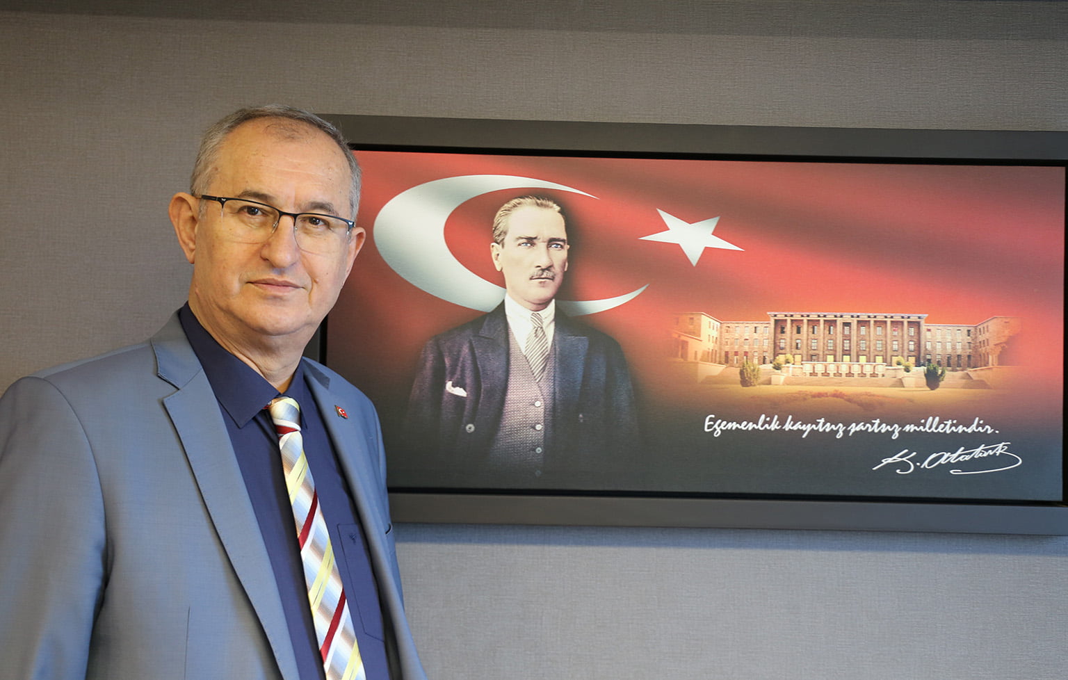 TRT İzmir Müdürlüğünde yemek skandalı