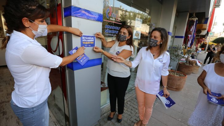 Efes Selçuk’ta “İstanbul Sözleşmesi Yaşatır” etiketleri