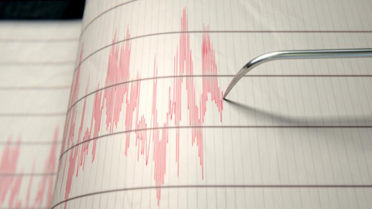 İzmir’de 5.0 büyüklüğünde artçı deprem meydana geldi