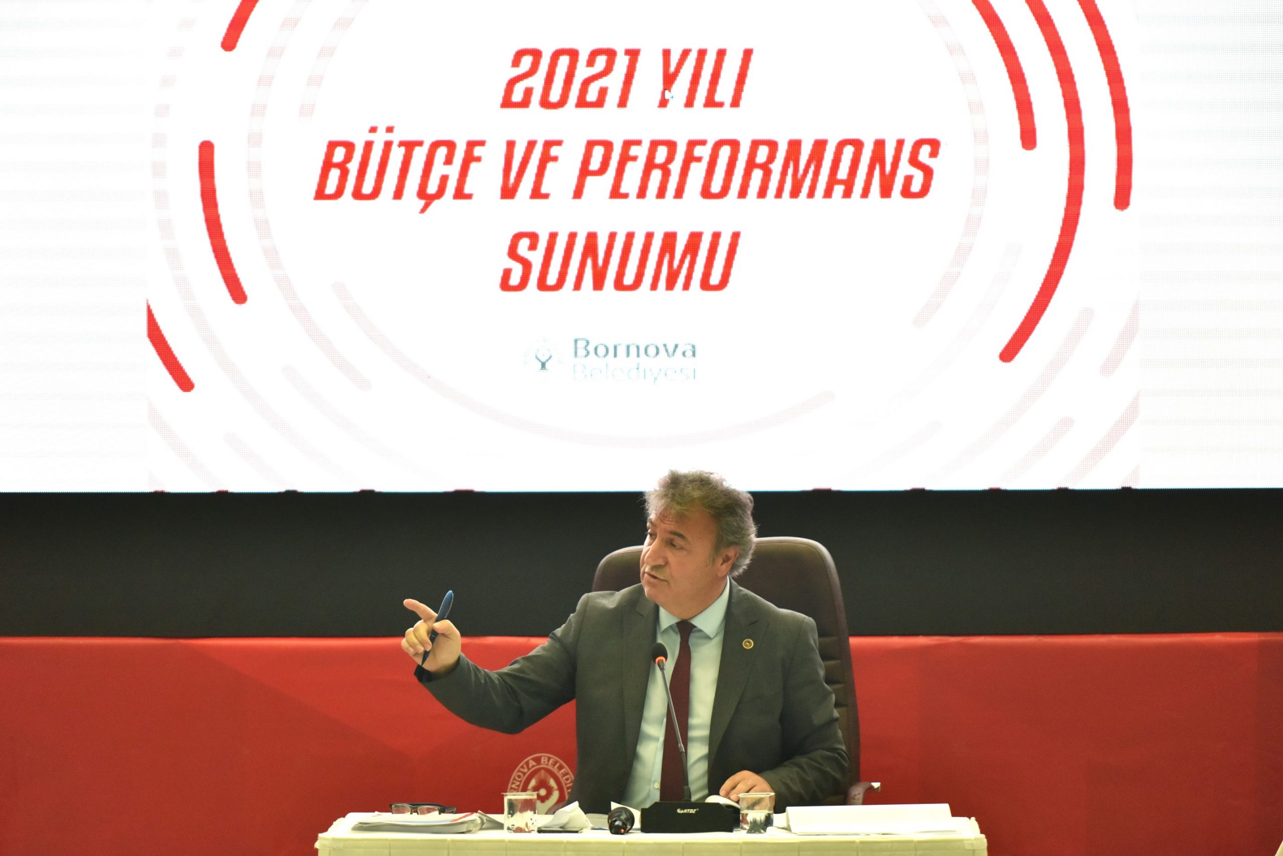 Bornova’da 2021 yılı bütçesi 463 Milyon