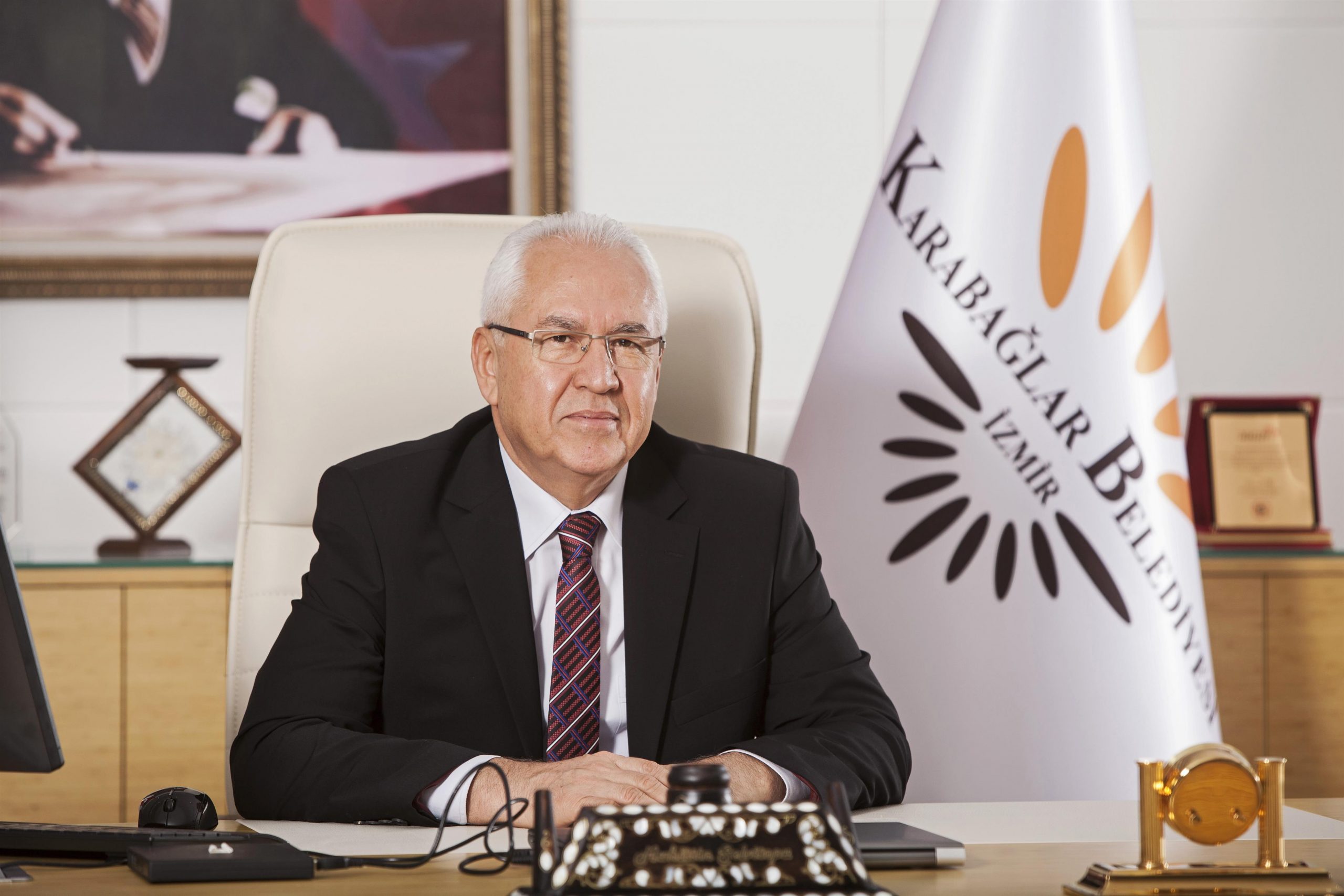 Karabağlar Belediye Başkanı Muhittin Selvitopu’dan sert çıkış: AK Parti İlçe Başkanı’nın haddine değil!