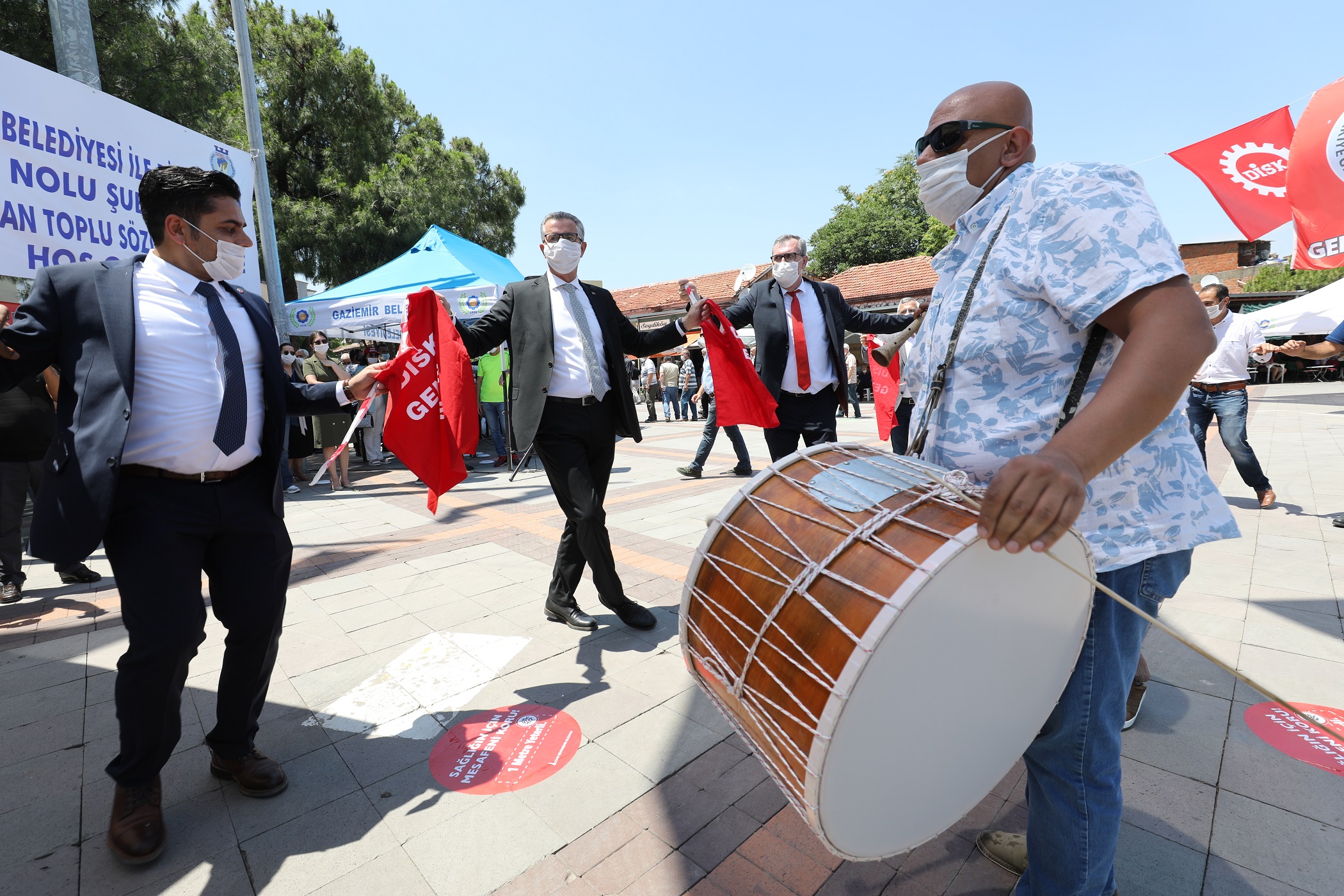 Gaziemir Belediyesinde en düşük ücret asgari ücretin iki katı