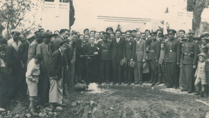 Bornova’da tarihe tanıklık eden kareler