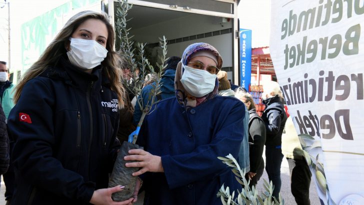 Aliağa’da Üreticiye Destek Sürüyor