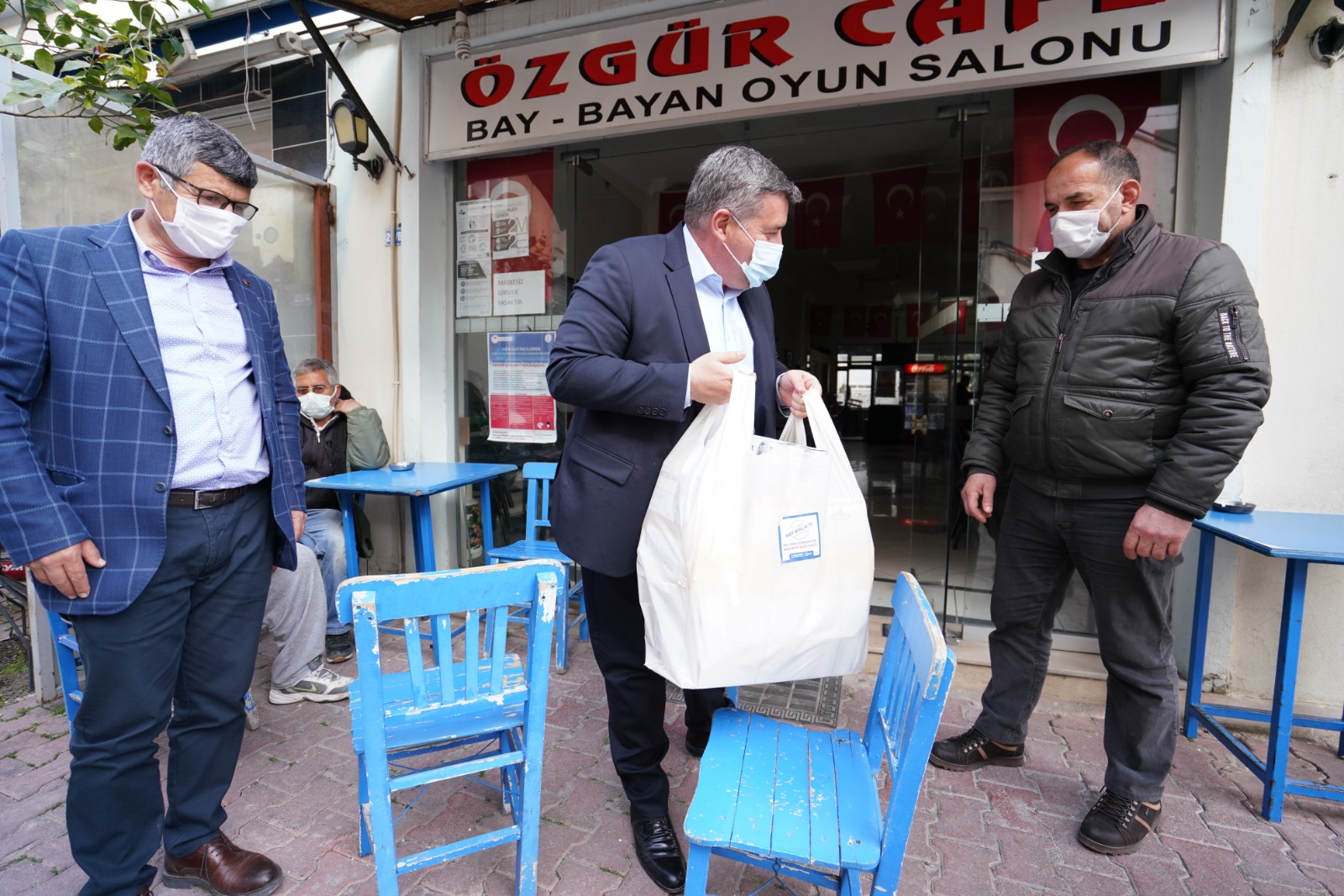 Başkan Oran’dan kahvehane   esnafına can suyu desteği!