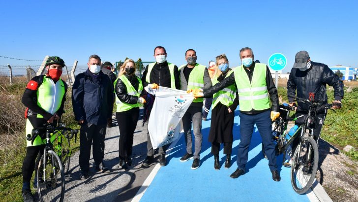 Çiğli’de Bahar Temizliği Kıyı Şeridiyle Başladı