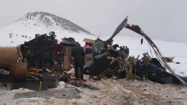 Bitlis’te askeri helikopter düştü! 11 şehidimiz var