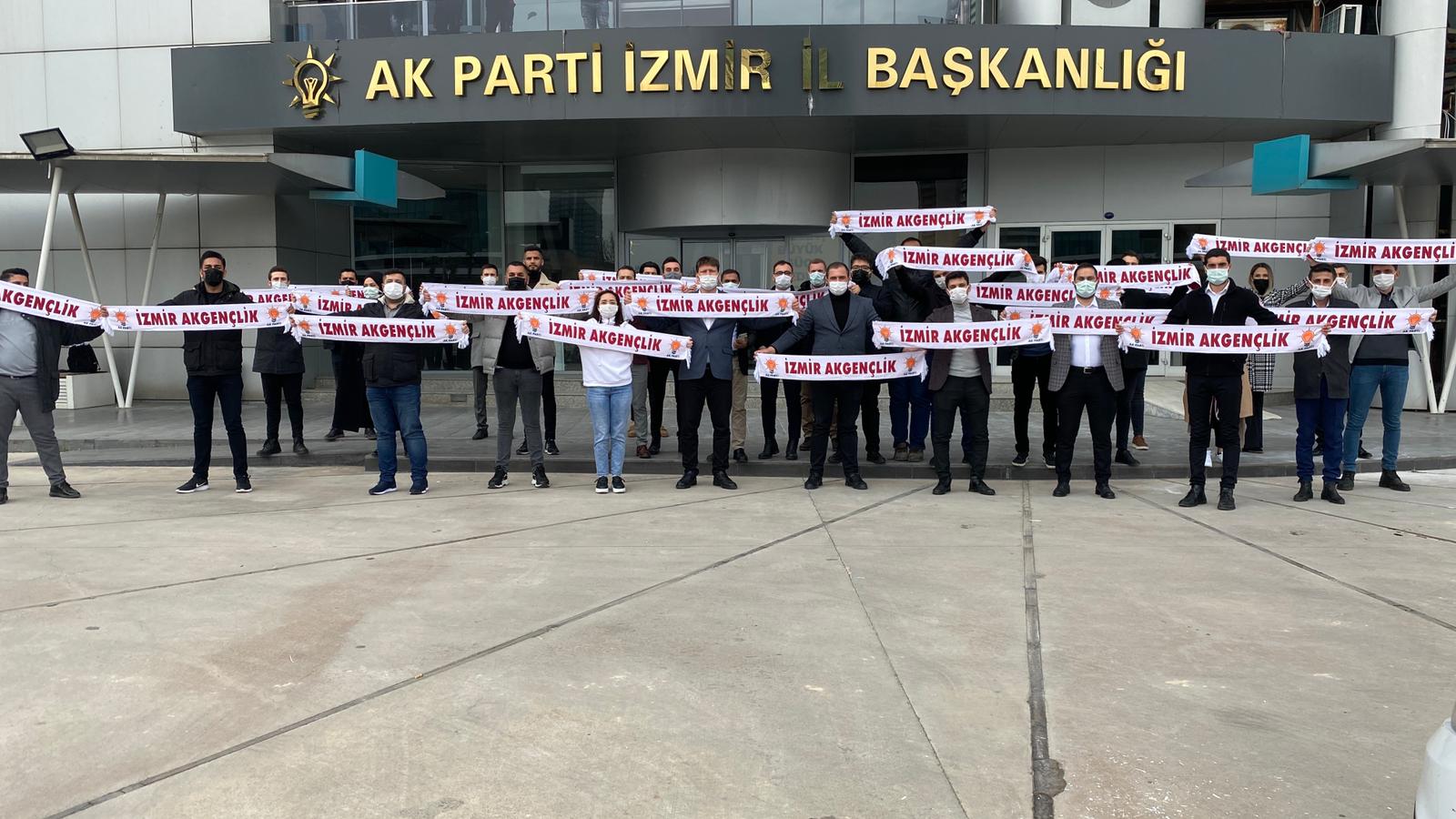 AK Gençliğin büyük kongresine İzmir çıkarması