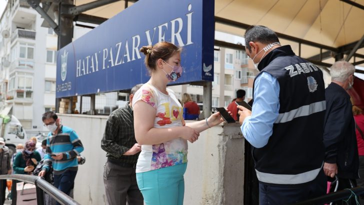 Konak’ta pazaryerlerine Covid-19 denetimi