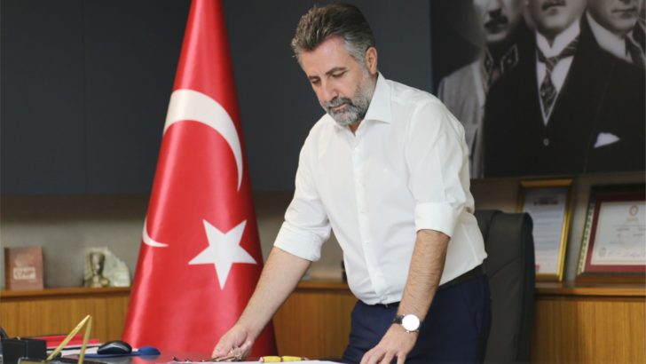 BAŞKAN SANDAL’DAN PERSONELE BAYRAM MÜJDESİ