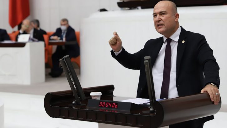 Bakan: “10 bin ton çöp aylardır Türkiye limanlarında bekliyor!”