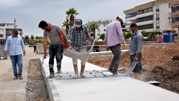 Aliağa Belediyesi’nin Yeni Mahalle Parkı Projesinde İmalatlar Sürüyor