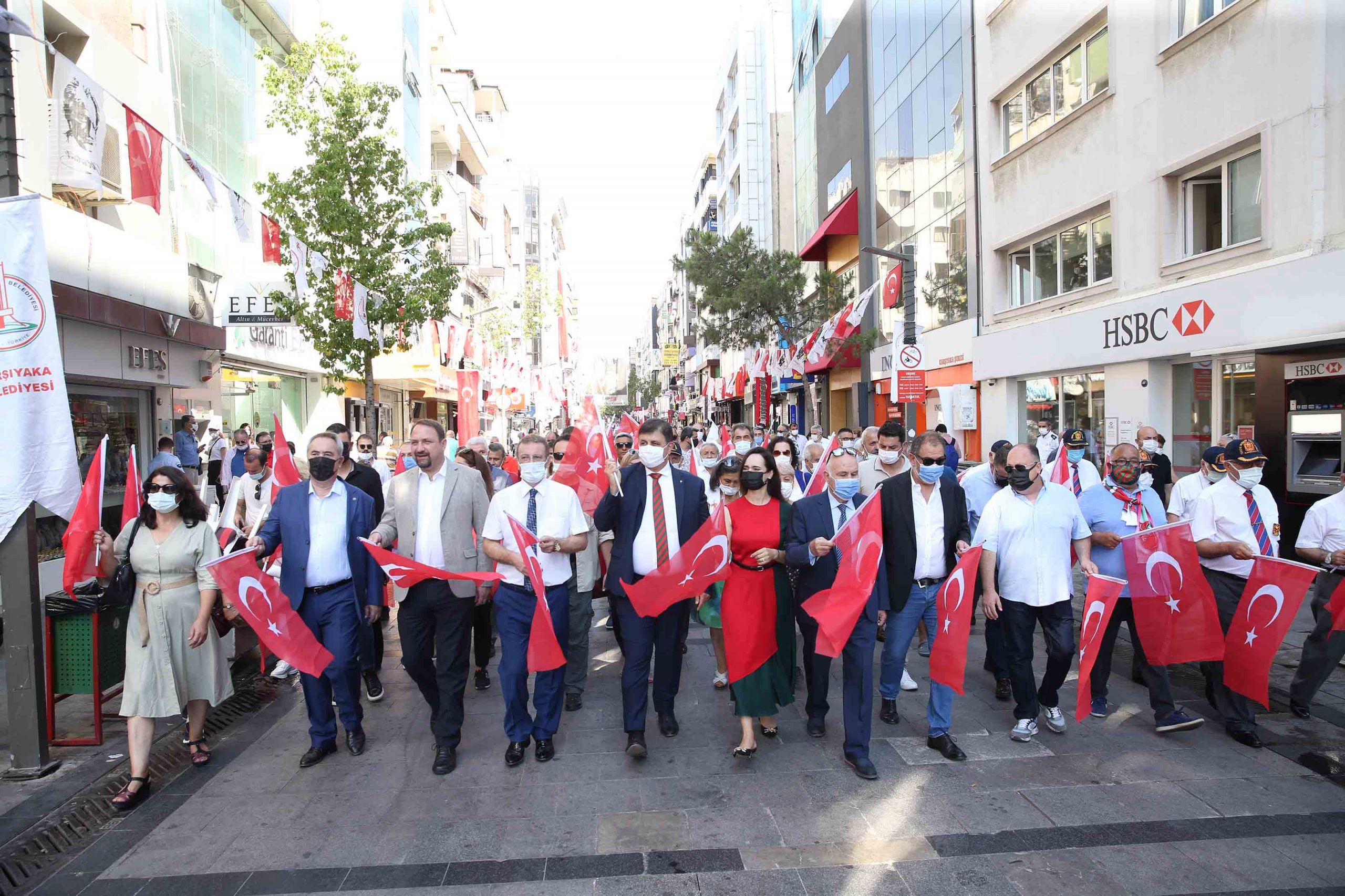 Karşıyaka’da 24 Haziran coşkusu başladı