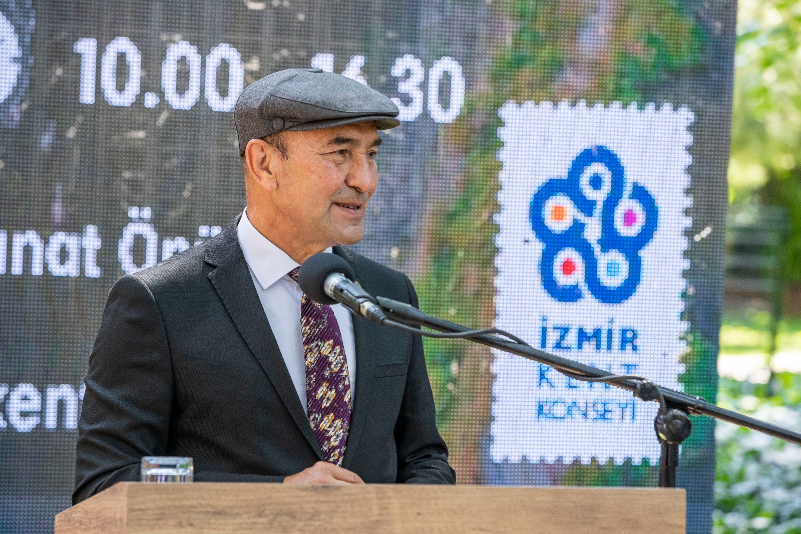 Başkan Soyer İzmir Ekoloji Buluşması'nda konuştu: “Kent yönetimleri doğaya saygılı yaşamı esas almalı”