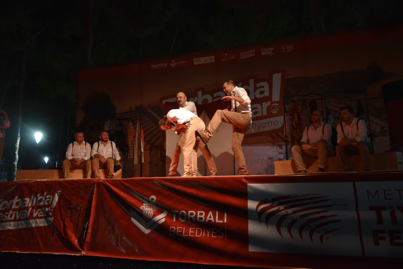 Torbalı’da ‘Tiyatro Festivali’ sona erdi