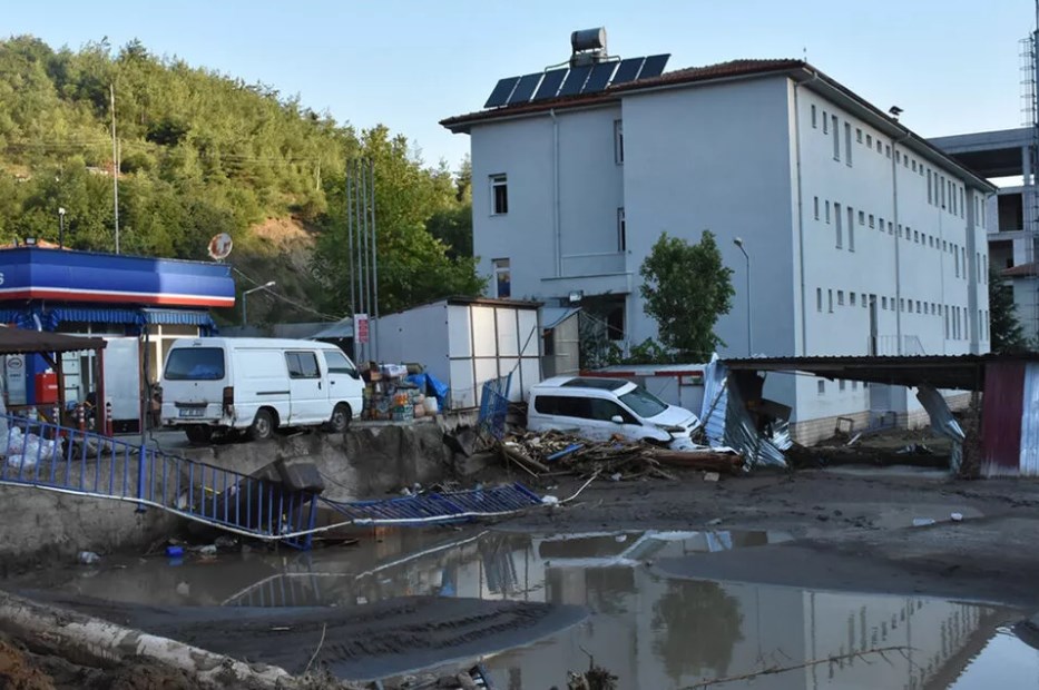 Kastamonu, Sinop ve Bartın'daki selde can kaybı 70'e yükseldi
