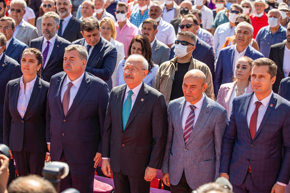 Kılıçdaroğlu’nun katılımıyla   Cumhuriyet Meydanı’na görkemli açılış!   