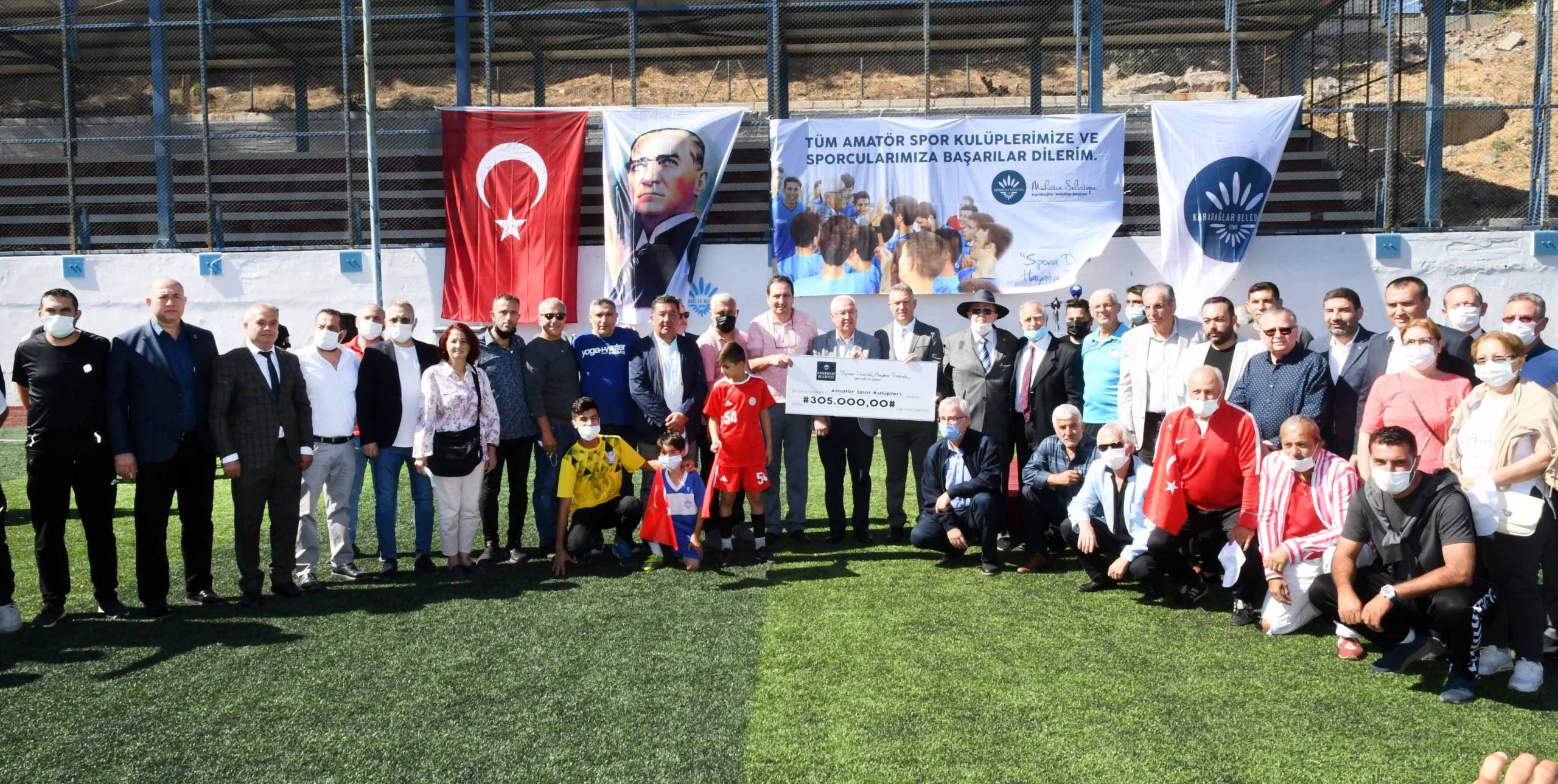 Karabağlar’da amatör spor kulüplerine coşkulu açılış