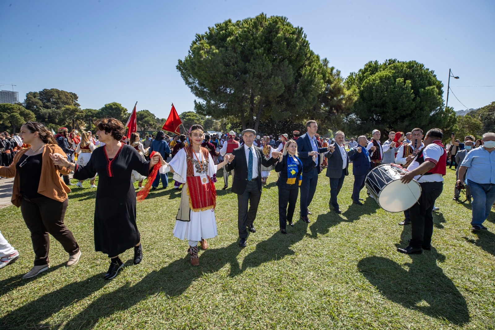 İzmir’de kardeşlik festivali başladı Soyer, “Dünya barışına İzmir'de ses veriyoruz”