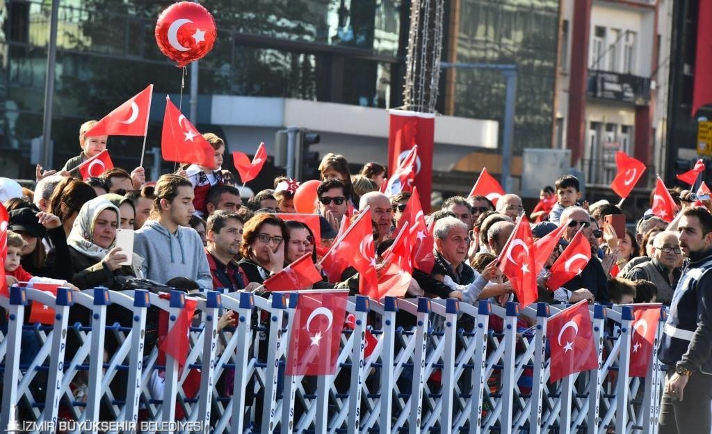 İzmir Cumhuriyet Bayramı’na hazır