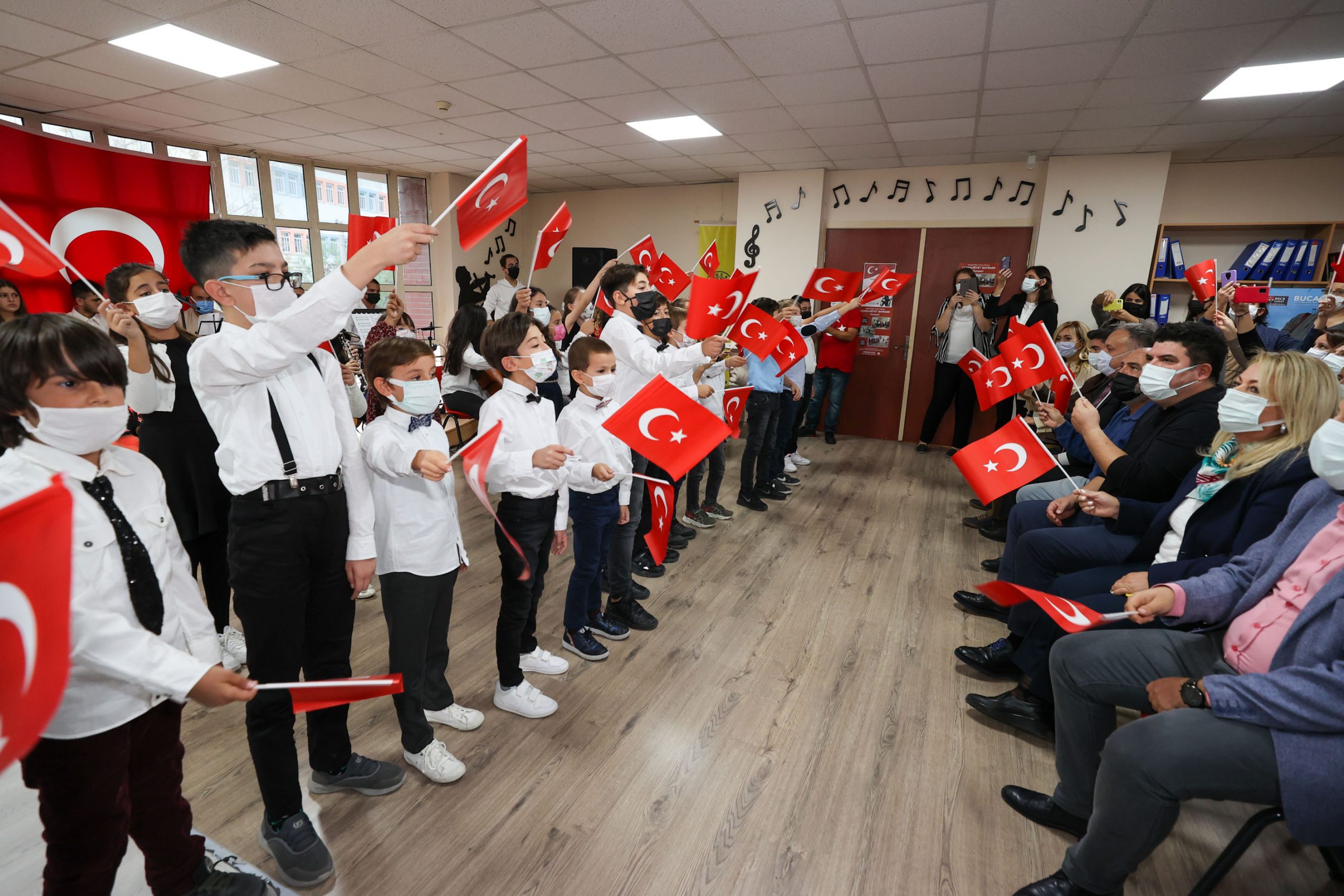 Atatürk gençlerinden 29 Ekim kutlaması