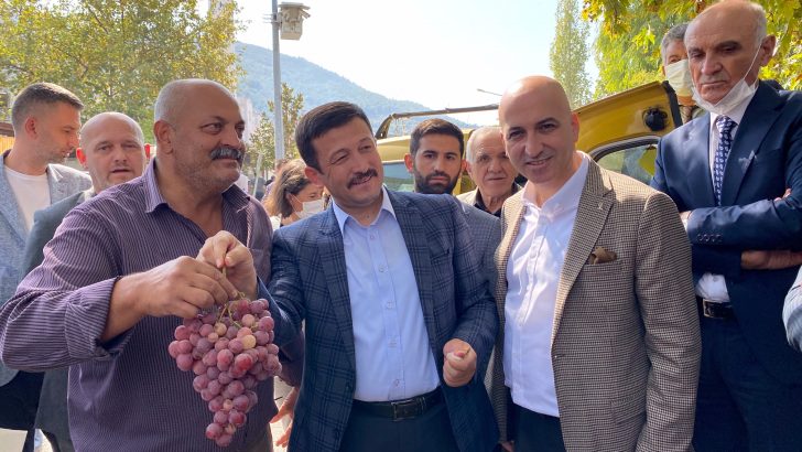AK Parti Bornova’dan Hamza Dağ ile Pınarbaşı çıkartması