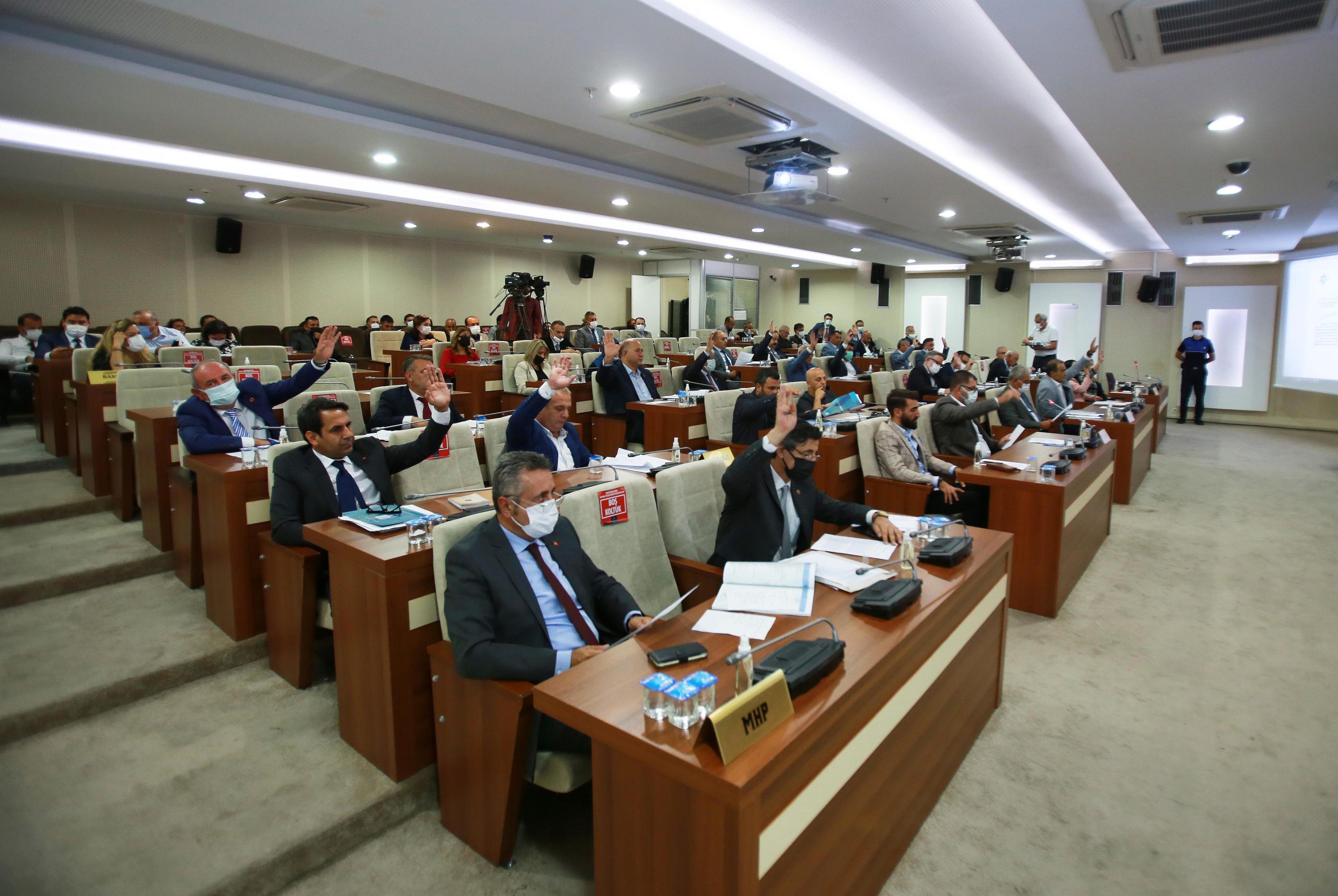 Karabağlar Belediyesi’nin 2022 bütçesi kabul edildi