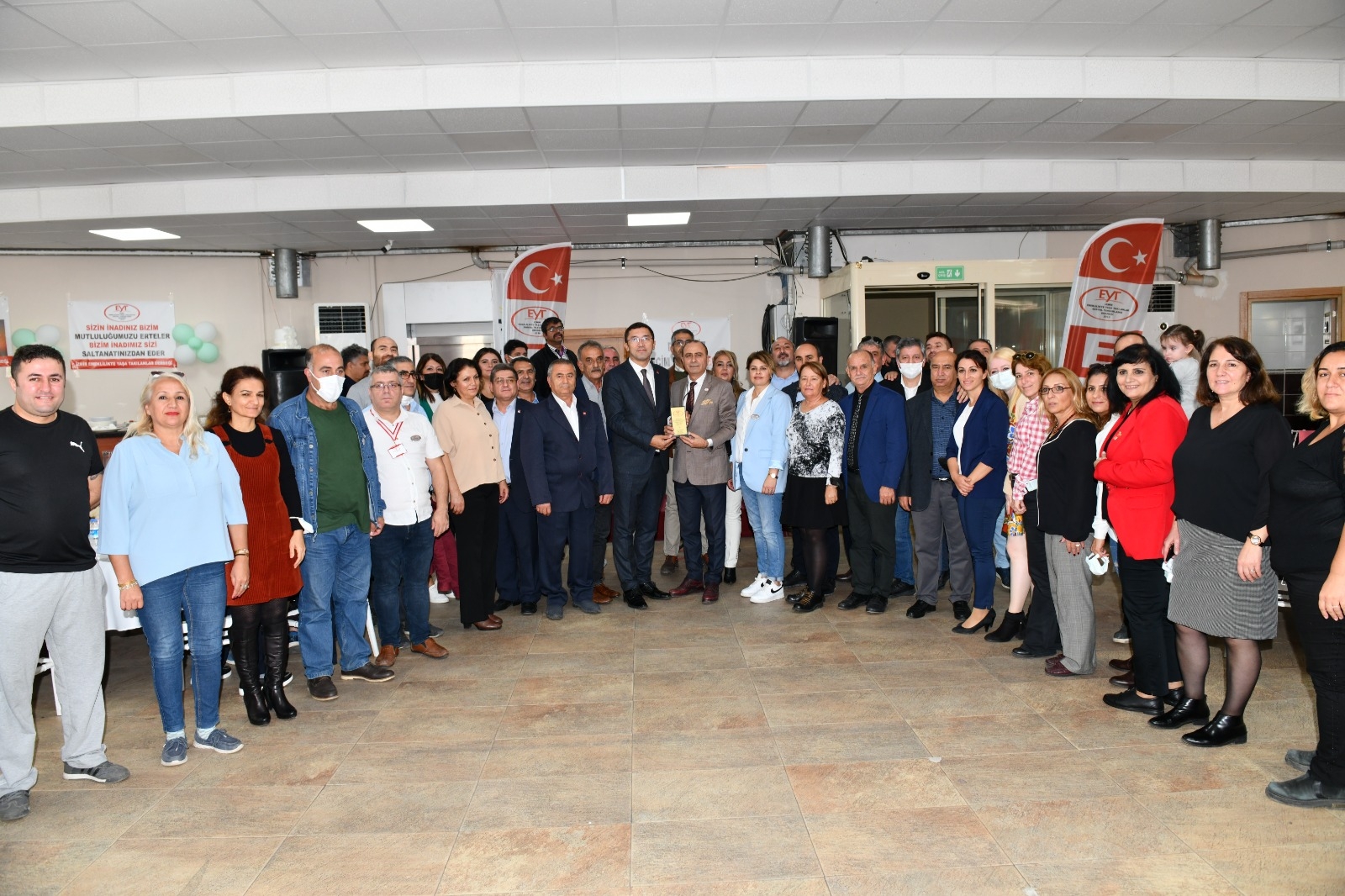 CHP Çiğli’den EYT’lilere büyük destek: Çözüm önerileri raporlaştırılarak Genel Başkana gönderilecek!