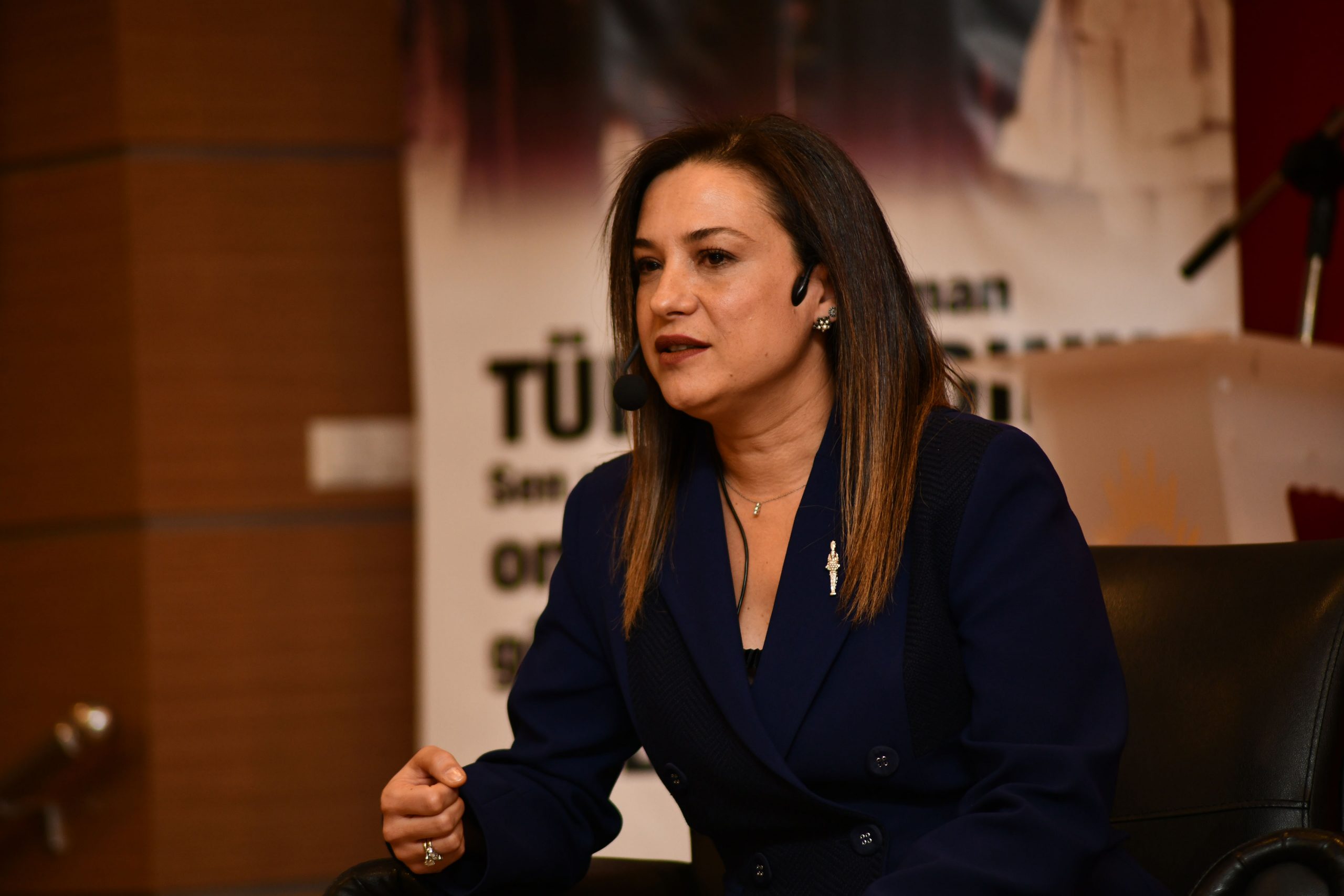 İzmirli Kadınlar "Siyasette Temsil Eşitliği" için Çiğli'de Buluştu