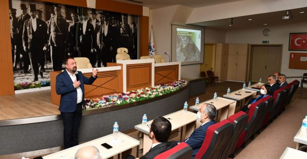 Çiğli’de “Güzeltepe Kentsel Dönüşüm” Görüşmeleri Sürüyor