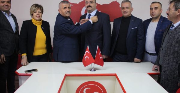 CHP ve İYİP’ten İstifa Ettiler, MHP’ye Katıldılar
