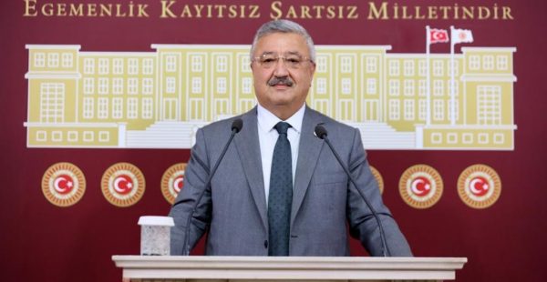 AK Parti İzmir Milletvekili Necip Nasır’dan Sandal’a yanıt ‘’Belediyenin gösterdiği alan gerilim düşümüne neden olacaktı.’’