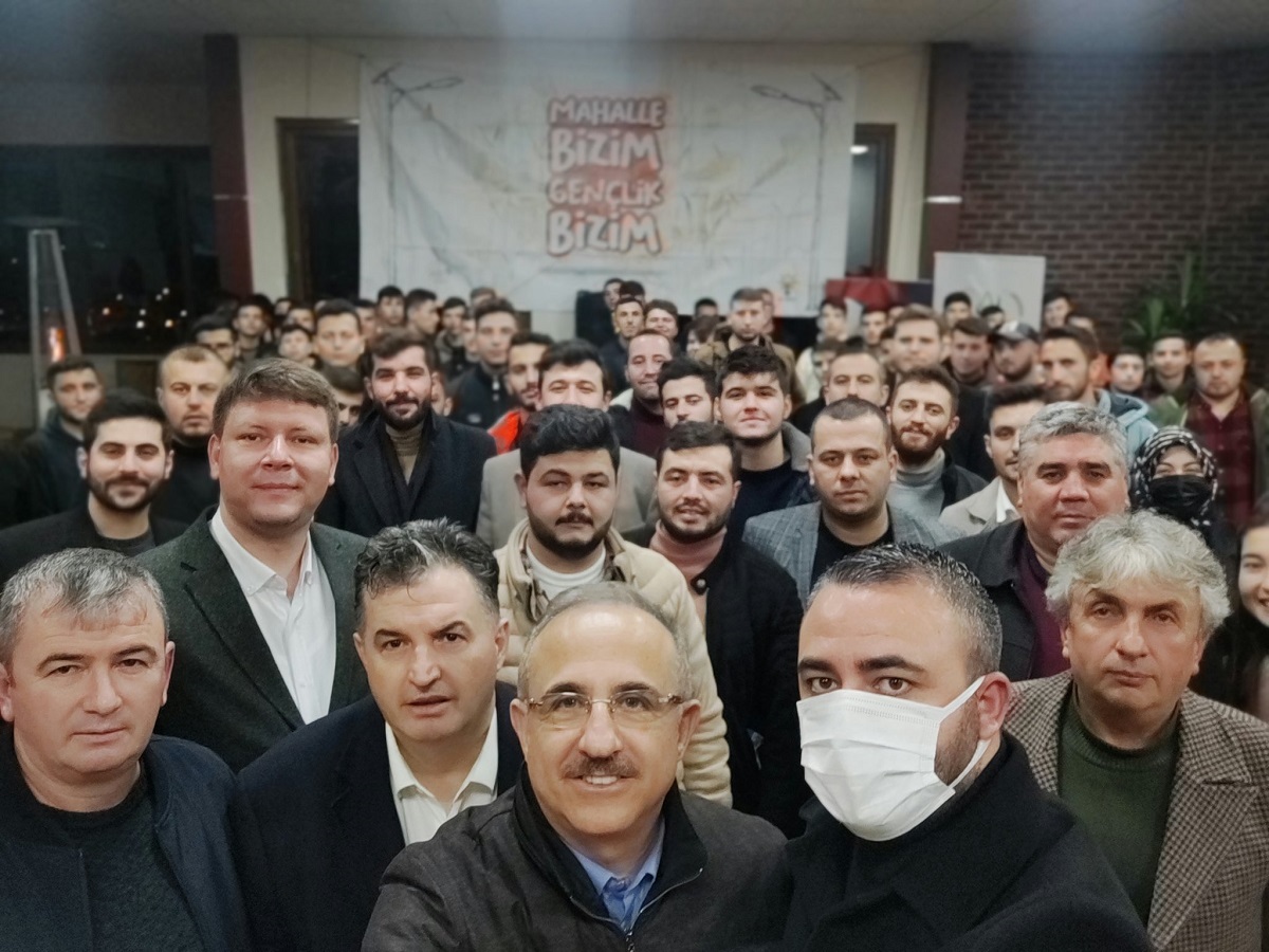 AK Parti İzmir İl Başkanı Kerem Ali Sürekli;  “Çaldığımız kapı sayısı iki katına çıkacak…”