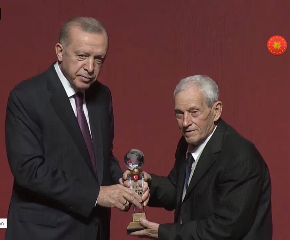 Son Karatabak Bergamalı İsmail Araç’a Cumhurbaşkanı Erdoğan’dan ödül