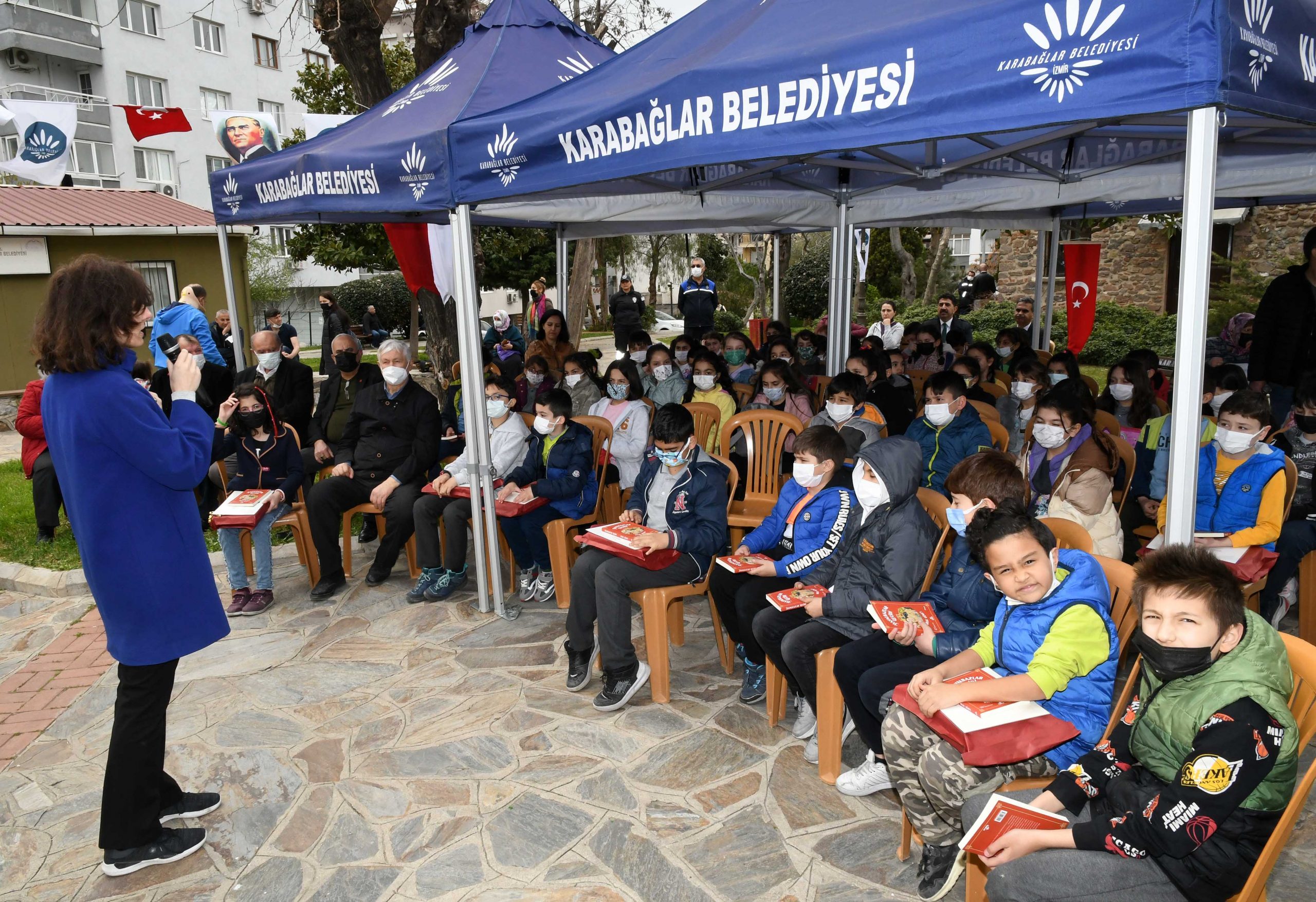 Karabağlar Belediyesi’nin 58. Kütüphane Haftası etkinlikleri sürüyor.