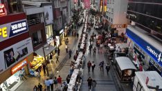 Karşıyaka çarşıda 5 bin kişilik iftar