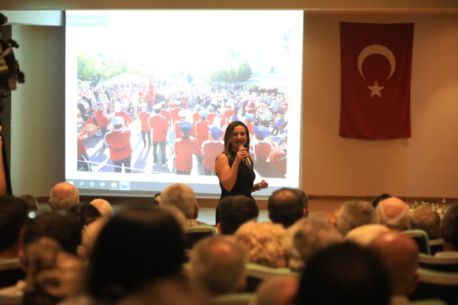 ÇALIŞMA VE DAYANIŞMAYLA 3 YIL (3)