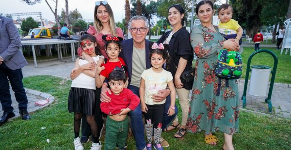 Gaziemir Park Şenlikleri’yle çocuklar doyasıya eğlendi
