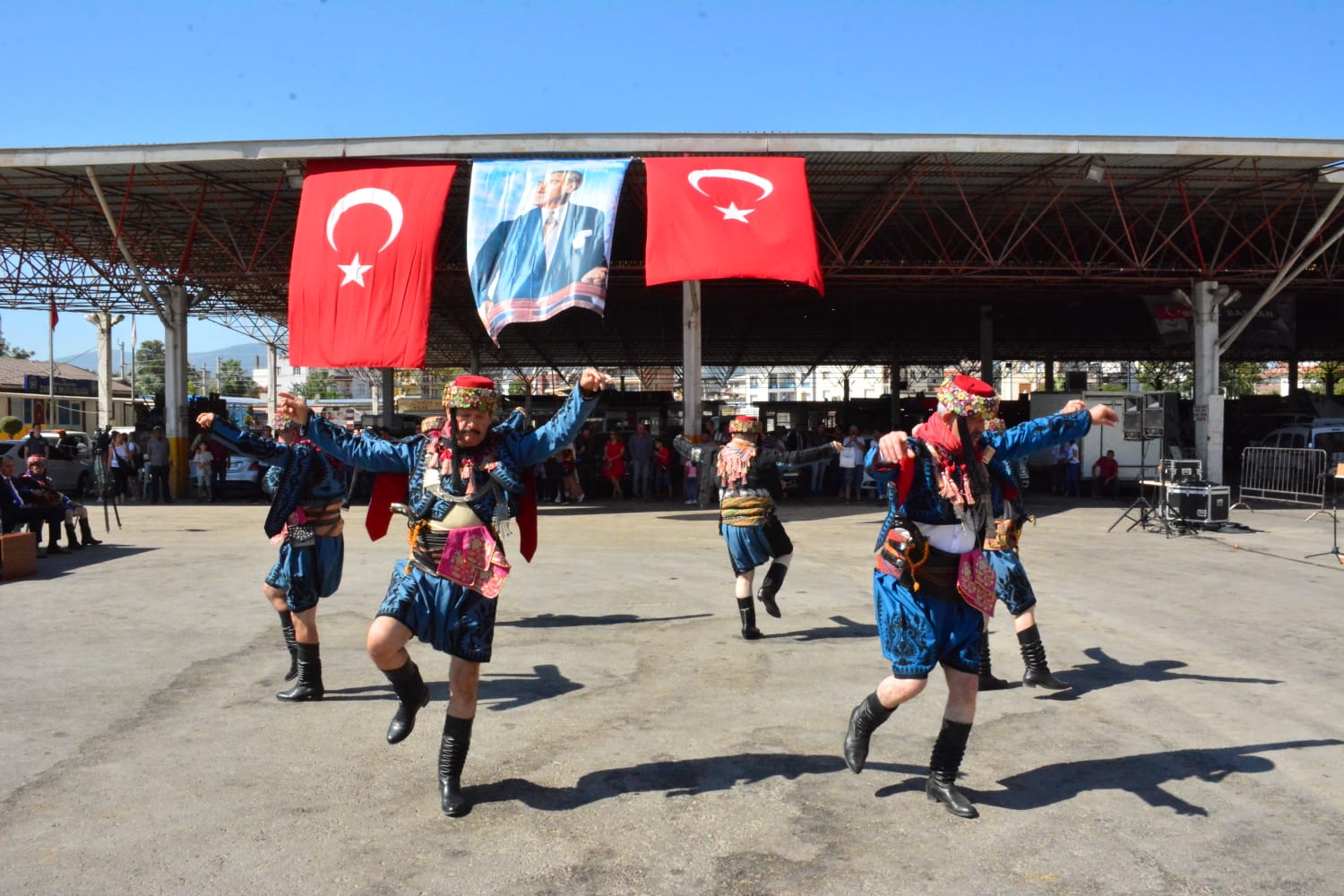 Torbalı kurtuluşunun 100'üncü yılını kutladı!