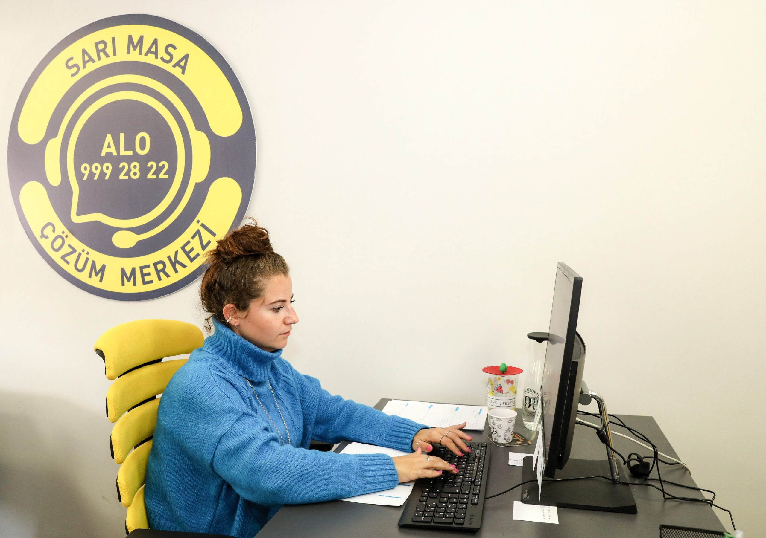 İşsizlik İşsizliğin en yüksek olduğu ilçelerden biri olan Buca’da işgücü ile işvereni buluşturmak için Sarı Masa Çözüm Merkezi İstihdam Masası’nı hayata geçiren Buca Belediyesi, 2022 yılı Ocak ayından bu yana 430 kişinin iş sahibi olmasına aracılık etti.