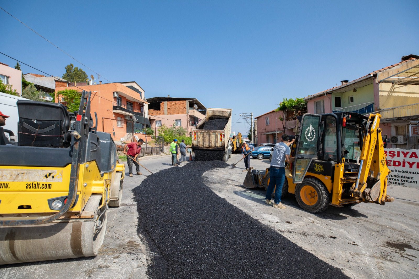 Karşıyaka Belediyesi kendi asfaltını üretiyor!