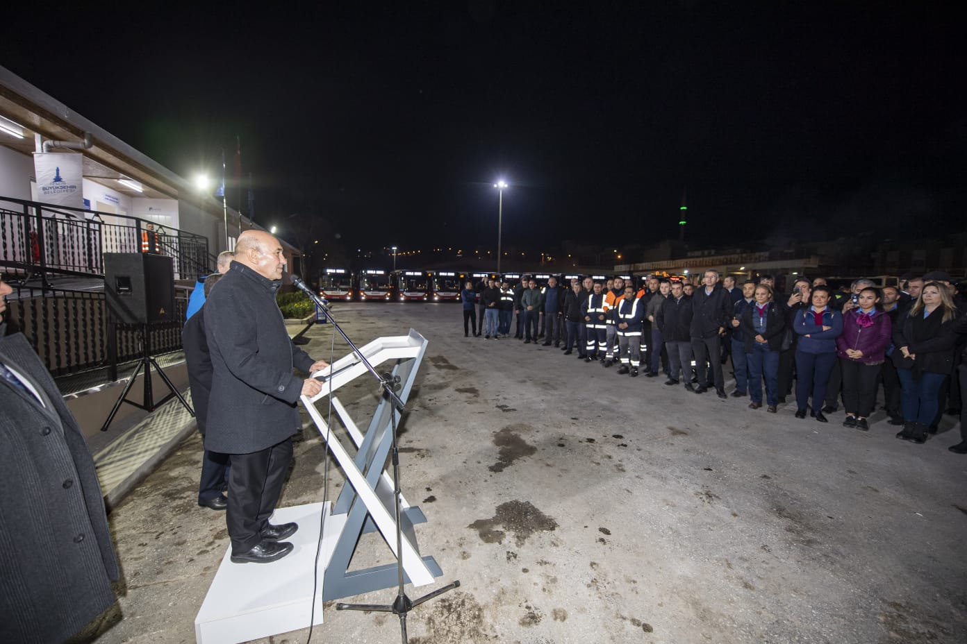 Başkan Soyer, ESHOT emekçilerinin yeni yılını kutladı
