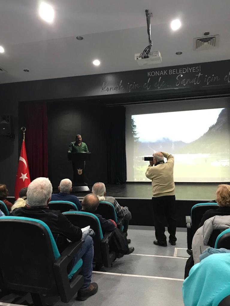 çevre Ekolojik Denge Derneği (EDENGE) ve İzmir Doğa Fotoğrafçıları Topluluğu (İZDOF) ortak bir etkinlikte buluştu.