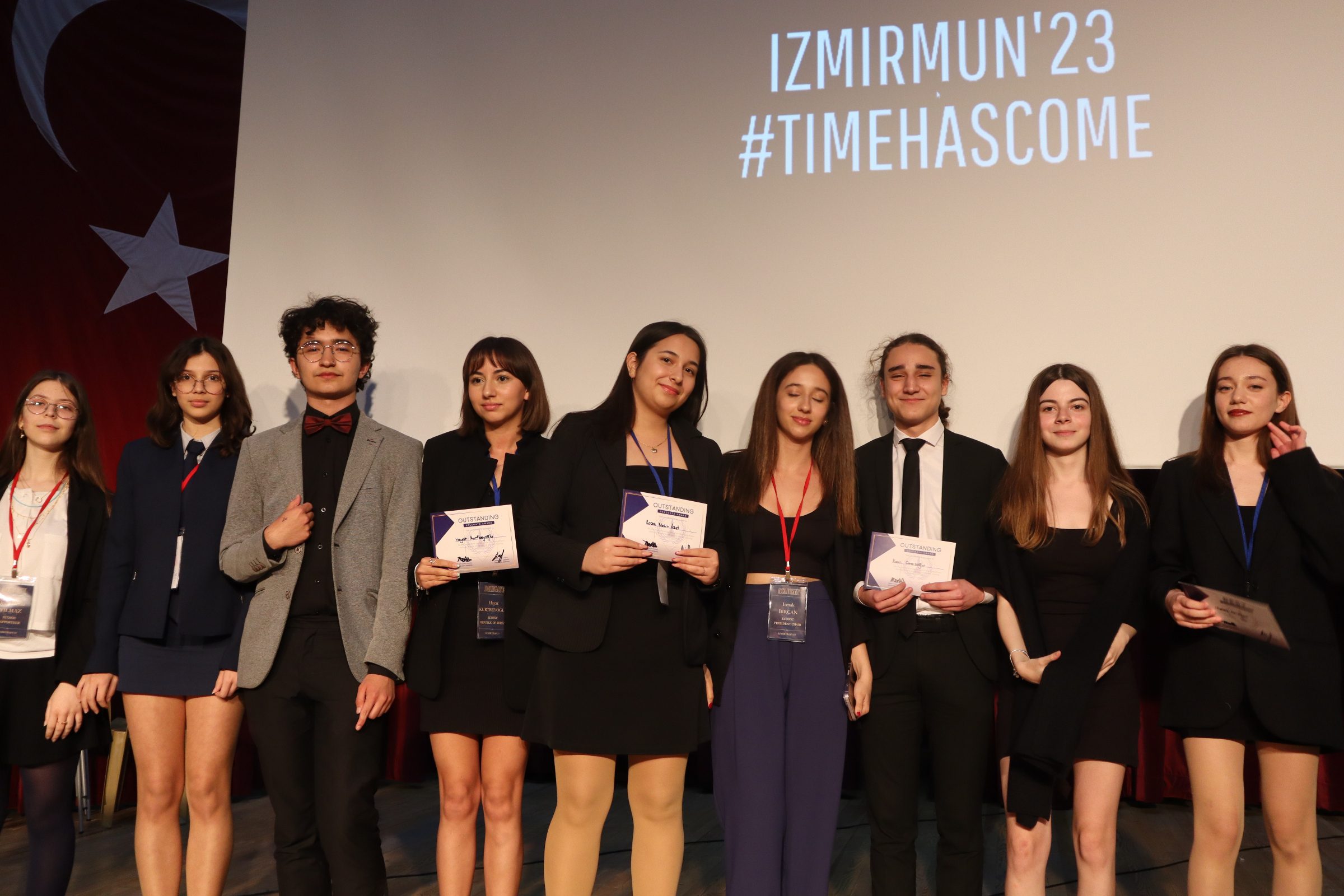 Bornova'da İZMİRMUN 2023  Gençler dünya sorunlarını tartıştı