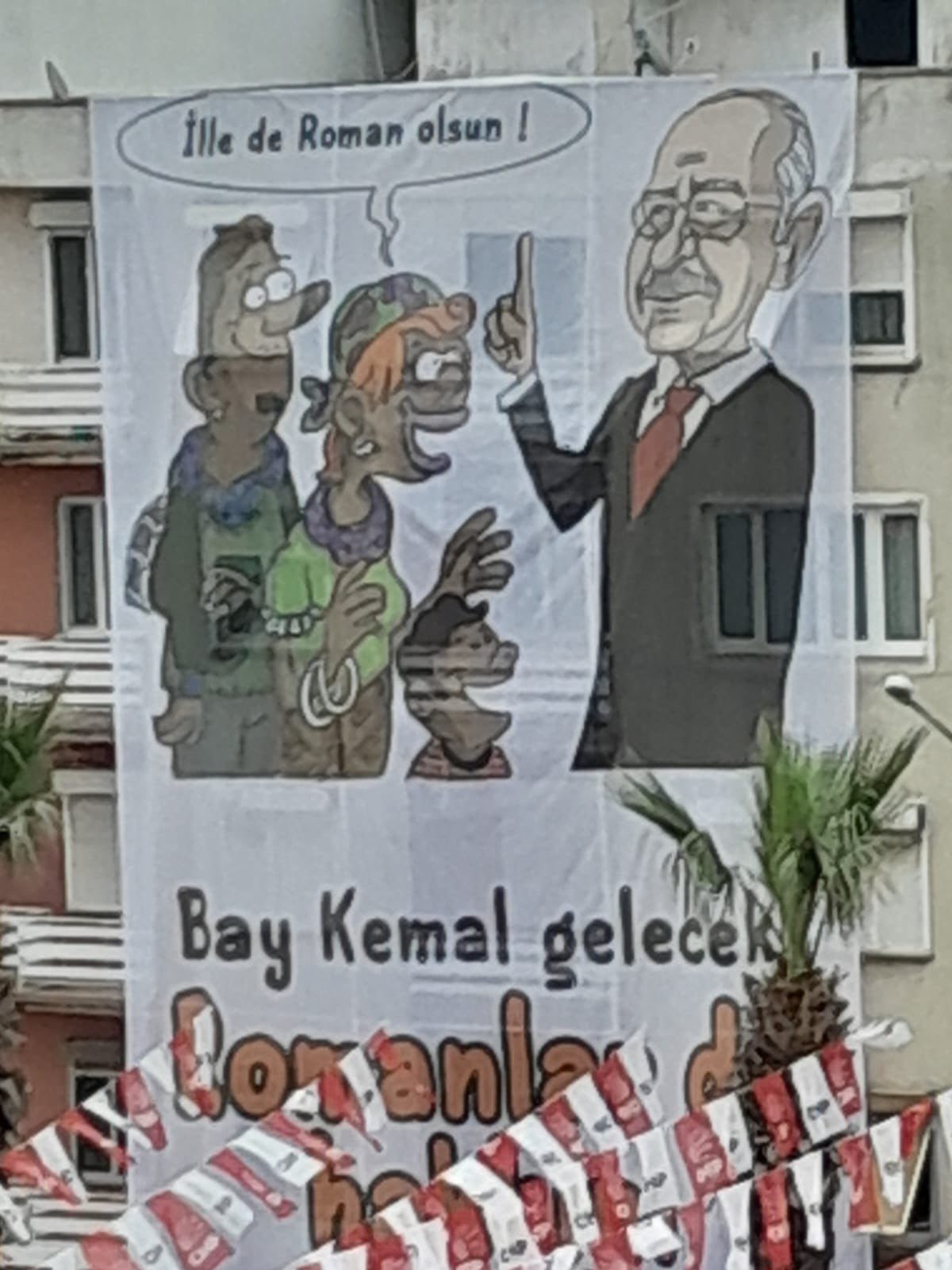 AK Partili Bekle’den CHP’nin Menemen’de açtığı Roman karikatürüne tepki