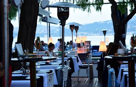 Asansör Restoran Fiyatları: Lezzet ve Eğlence Bir Arada