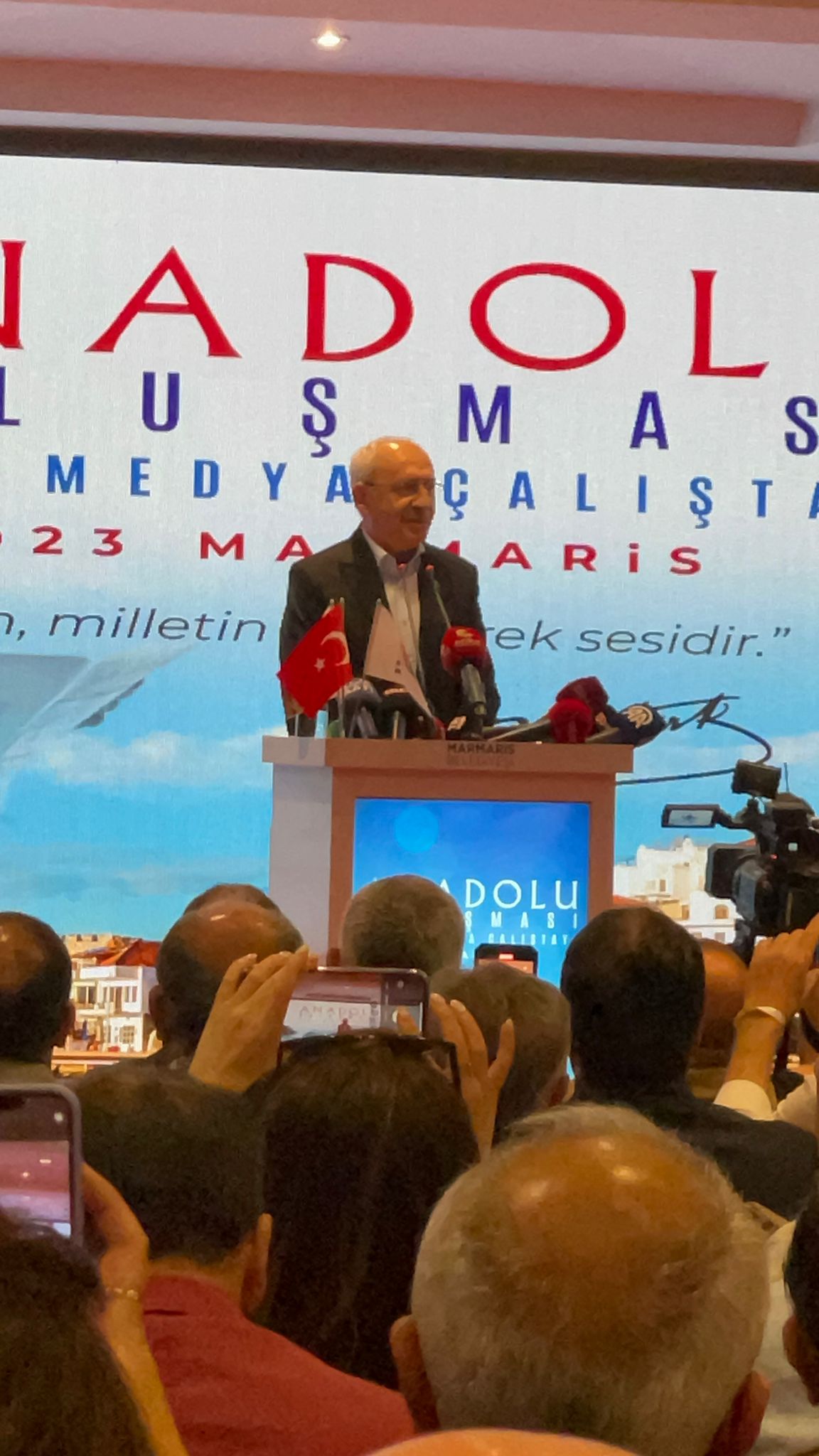 Kemal Kılıçdaroğlu Yerel Medya'ya seslendi: İktidarın yasaklarıyla beraber mücadele edeceğiz
