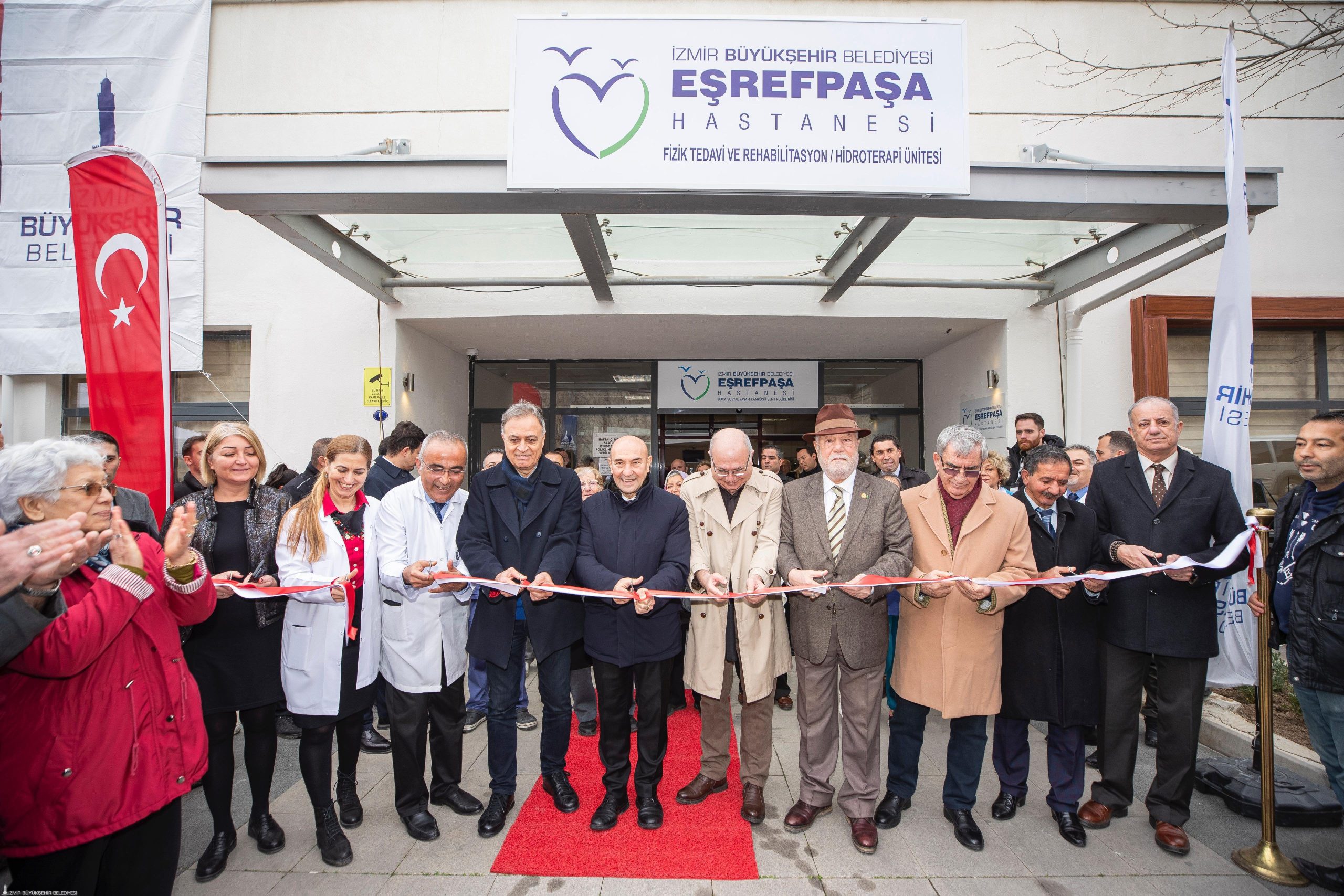 Eşrefpaşa Hastanesi Buca Polikliniği’nde fizik tedavi ve rehabilitasyon merkezi hizmete açıldı