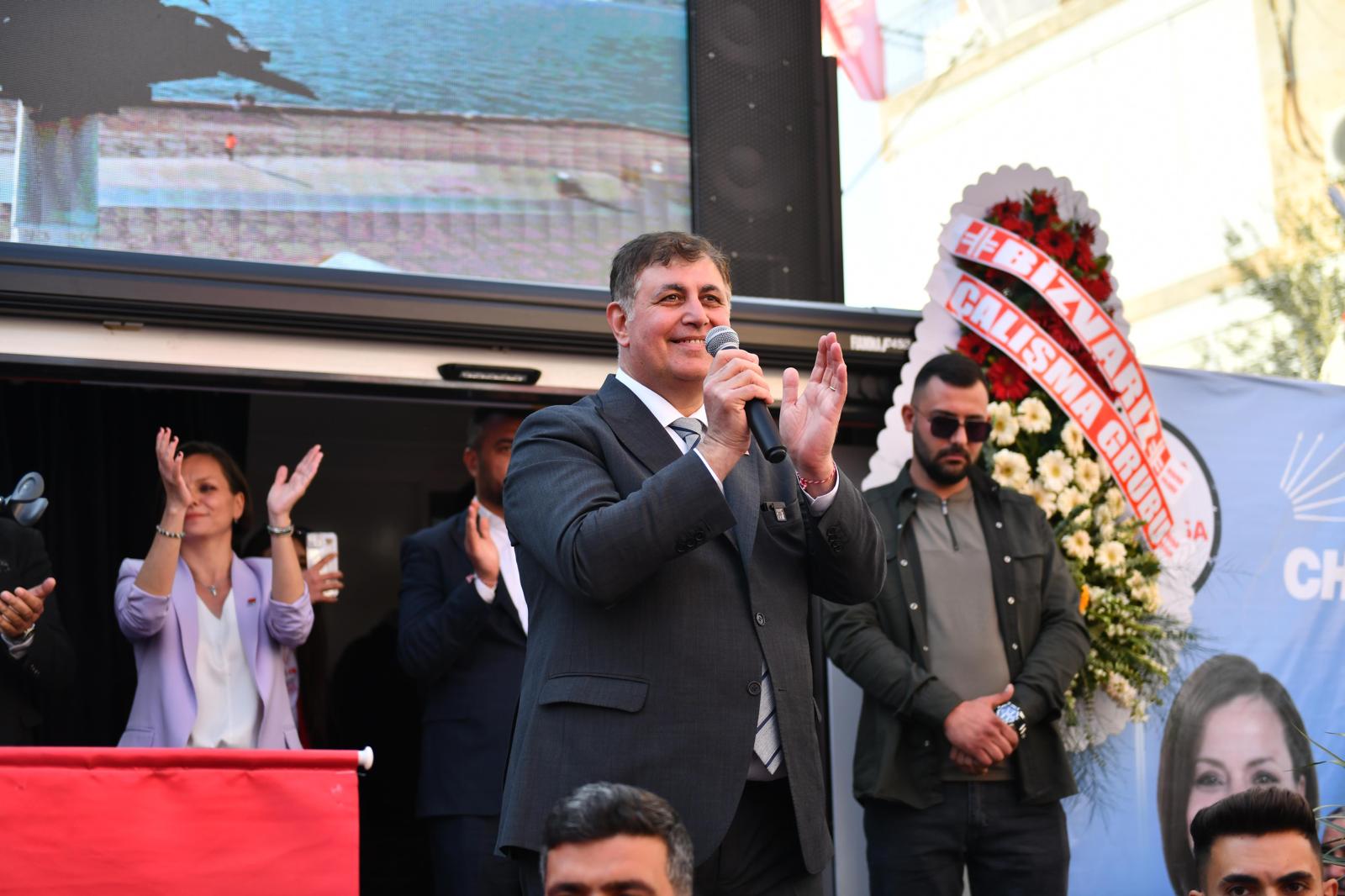 Başkan Tugay'dan, Erdoğan'ın İzmir mitingine gönderme